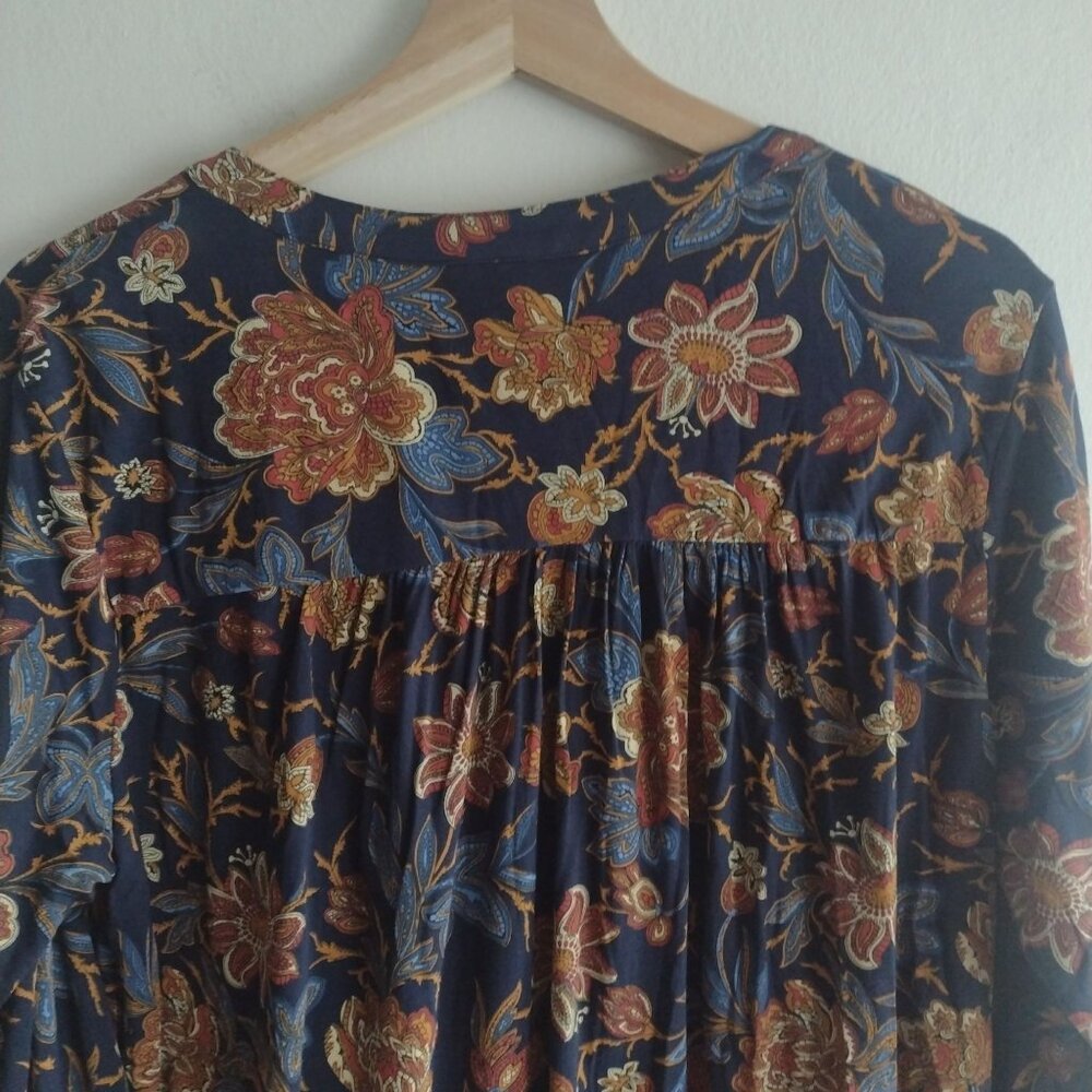 Lucky Brand Floral Blouse L Navy Tan Knit Relaxed Fit Tunic Top - Picture 7 of 9